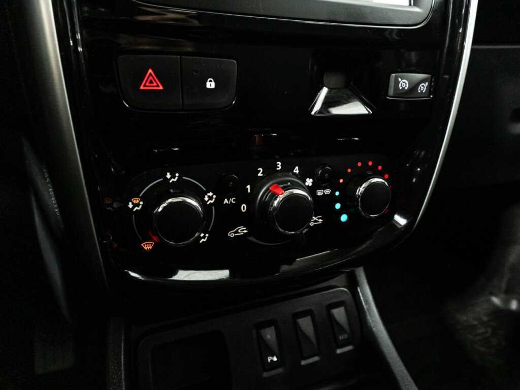 Купить Nissan Terrano, 2019, 71 925 км, фото №17