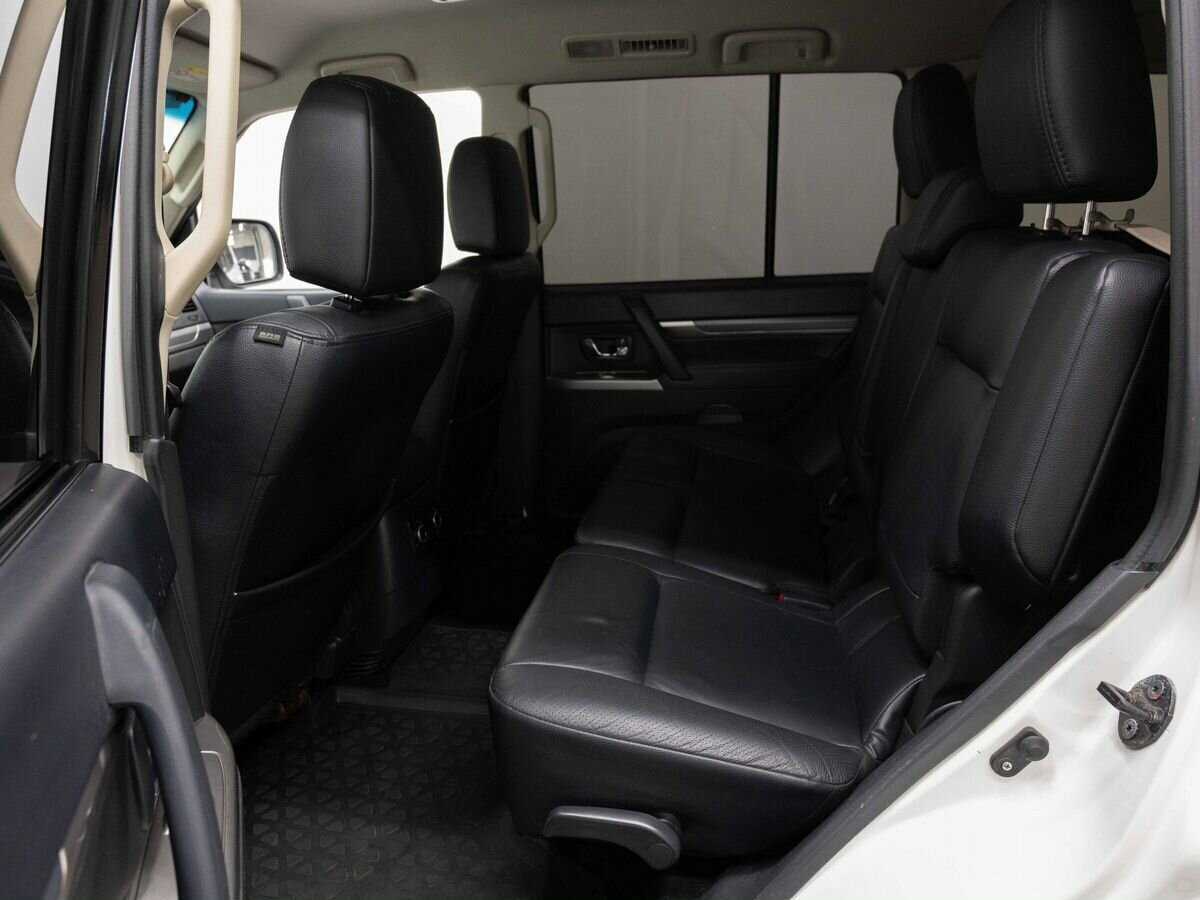 Купить Mitsubishi Pajero, 2013, 201 300 км, фото №10