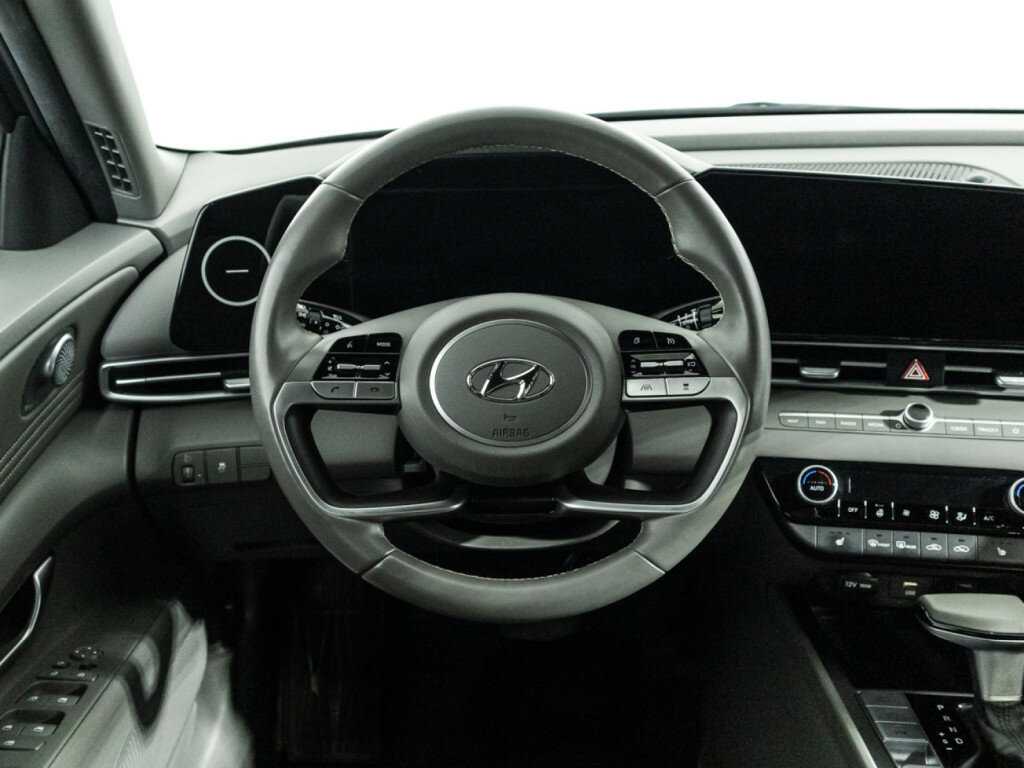 Купить Hyundai Elantra, 2021, 38 804 км, фото №23