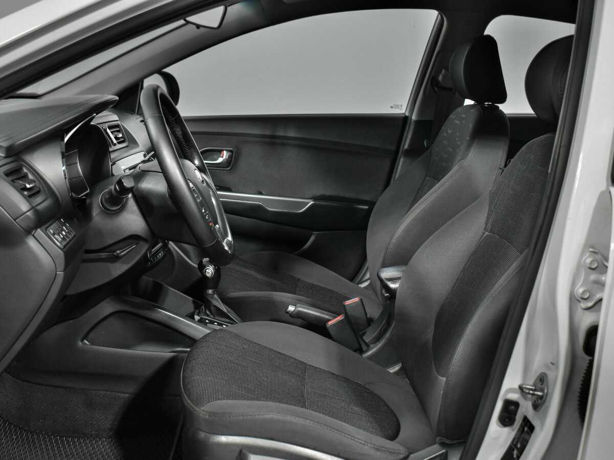 Купить Kia Rio, 2015, 97 000 км, фото №11