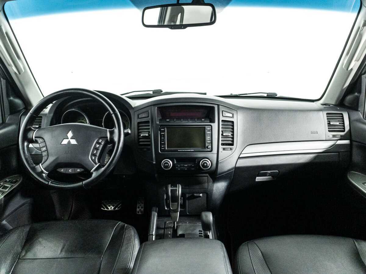 Купить Mitsubishi Pajero, 2012, 215 000 км, фото №11