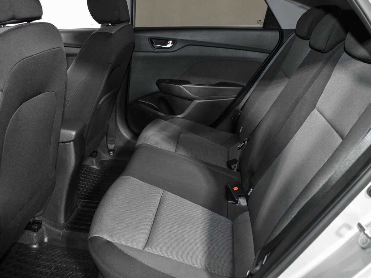 Купить Hyundai Solaris, 2019, 124 766 км, фото №12