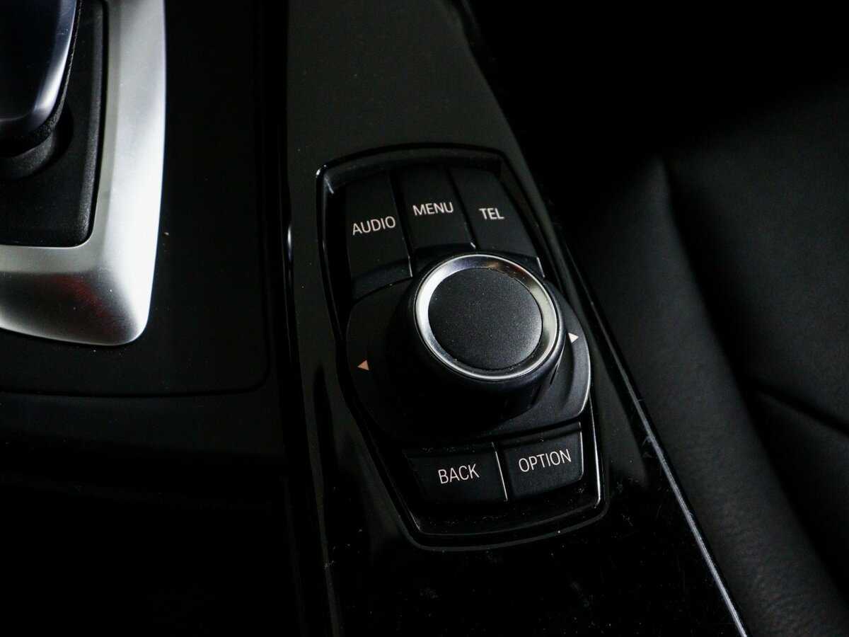 Купить BMW 3 серии 318i, 2015, 141 822 км, фото №16