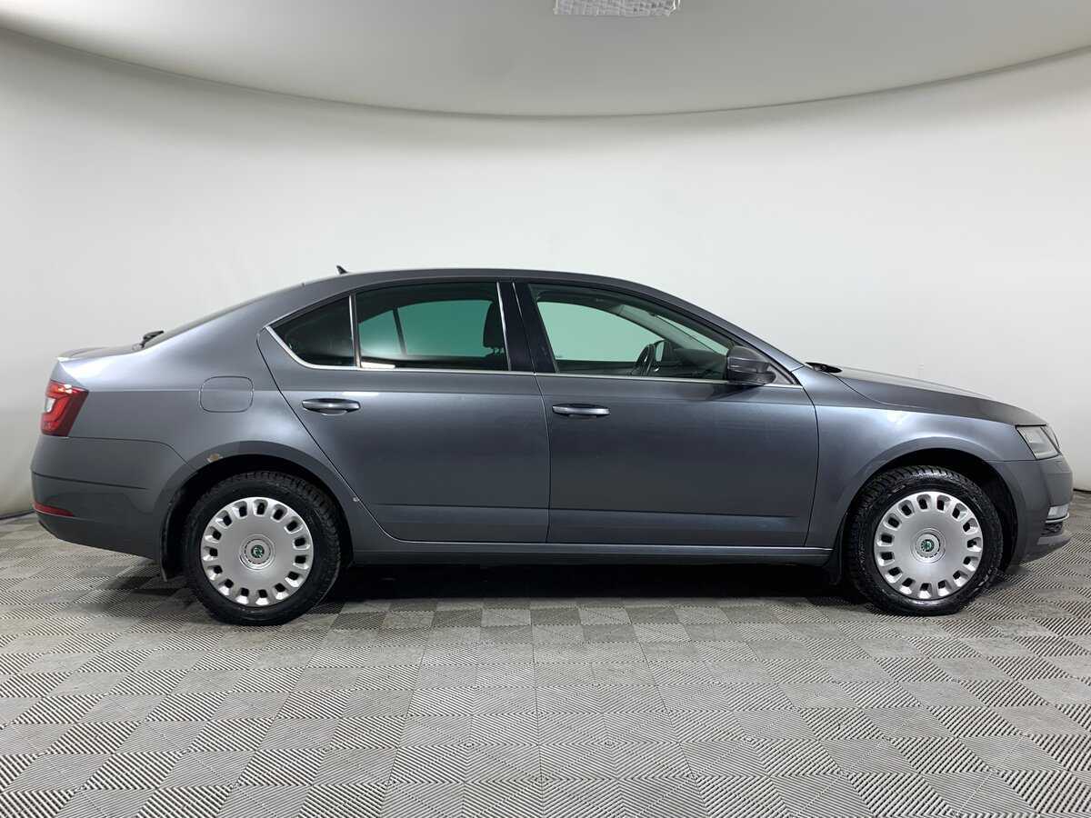 Купить Skoda Octavia, 2018, 336 600 км, фото №4