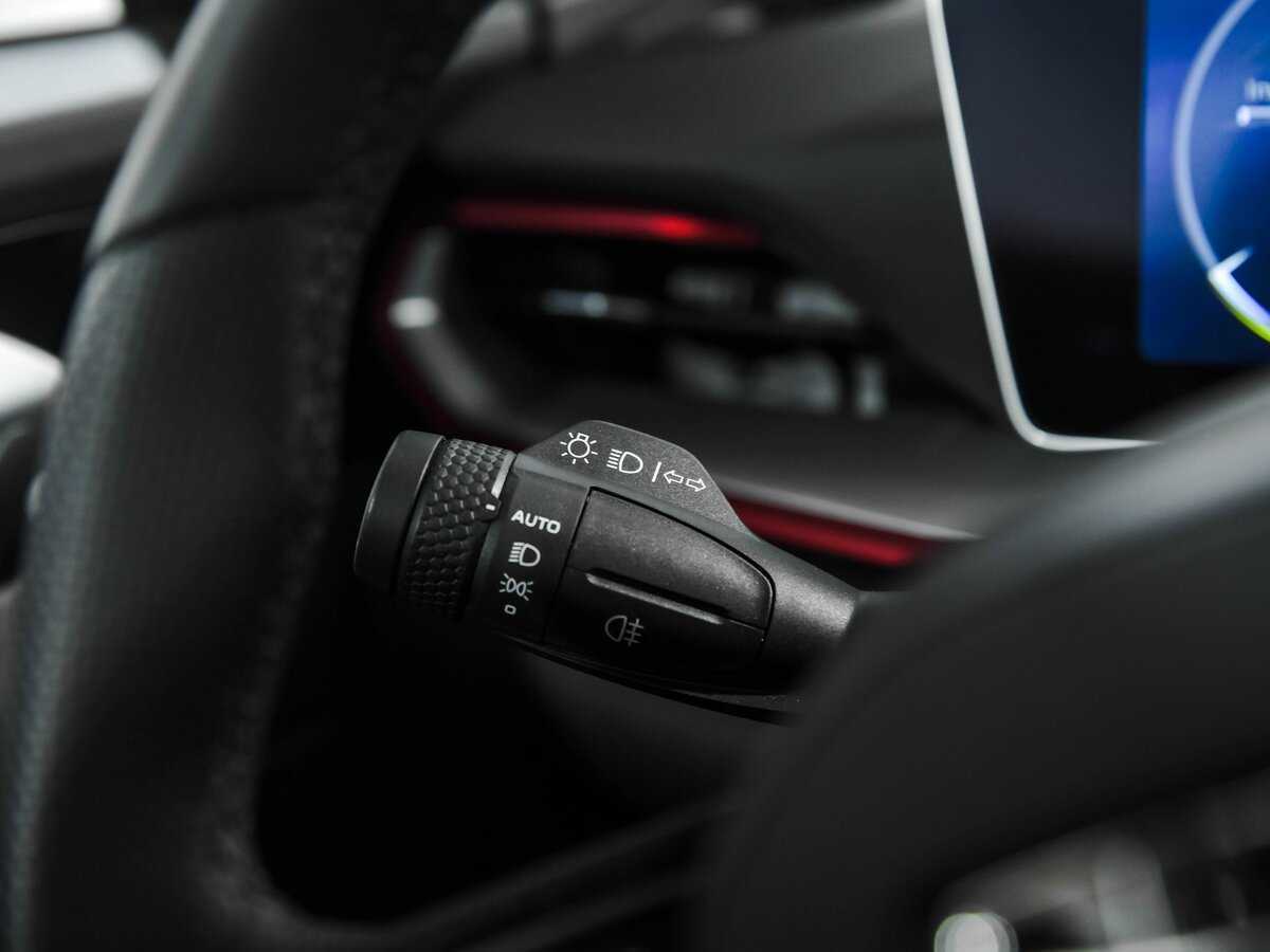 Купить Geely Coolray, 2023, 8 327 км, фото №8