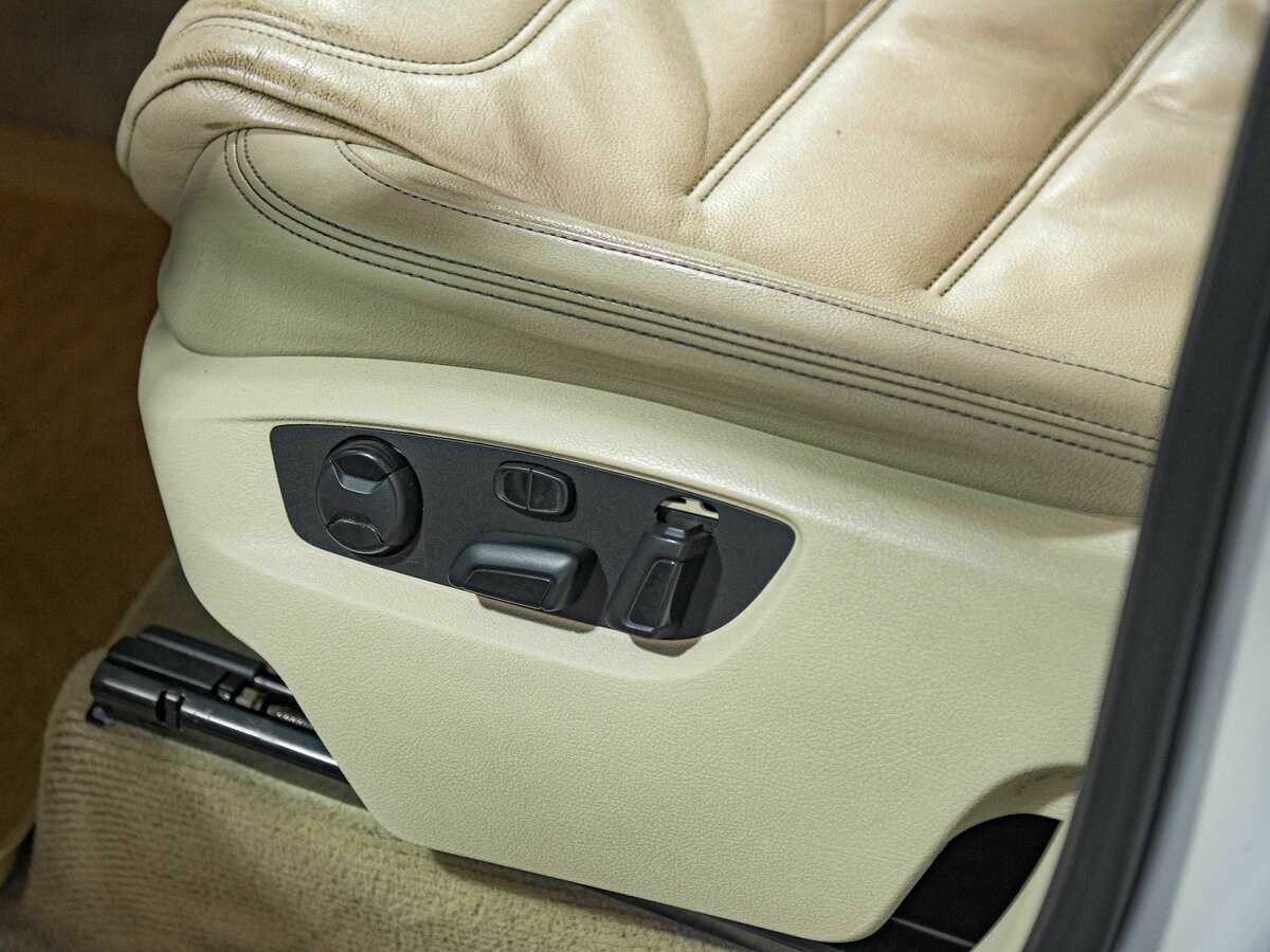 Купить Volkswagen Touareg, 2013, 211 283 км, фото №16