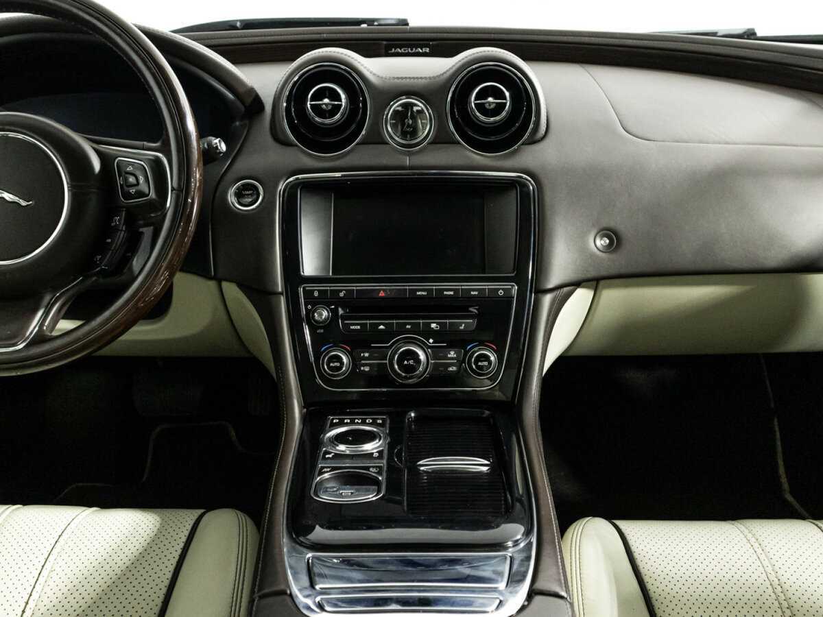 Купить Jaguar XJ, 2015, 189 205 км, фото №14