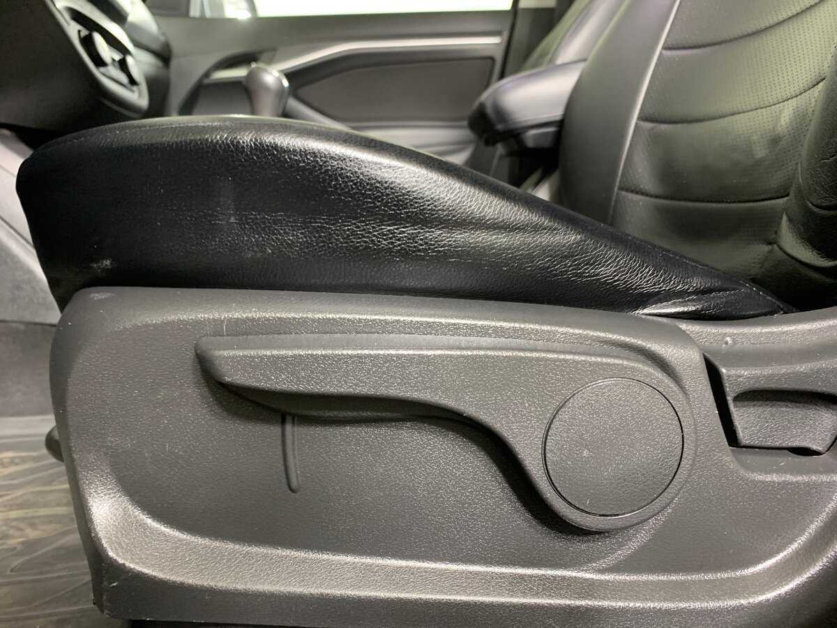 Купить Lada (ВАЗ) Vesta SW, 2018, 126 419 км, фото №17