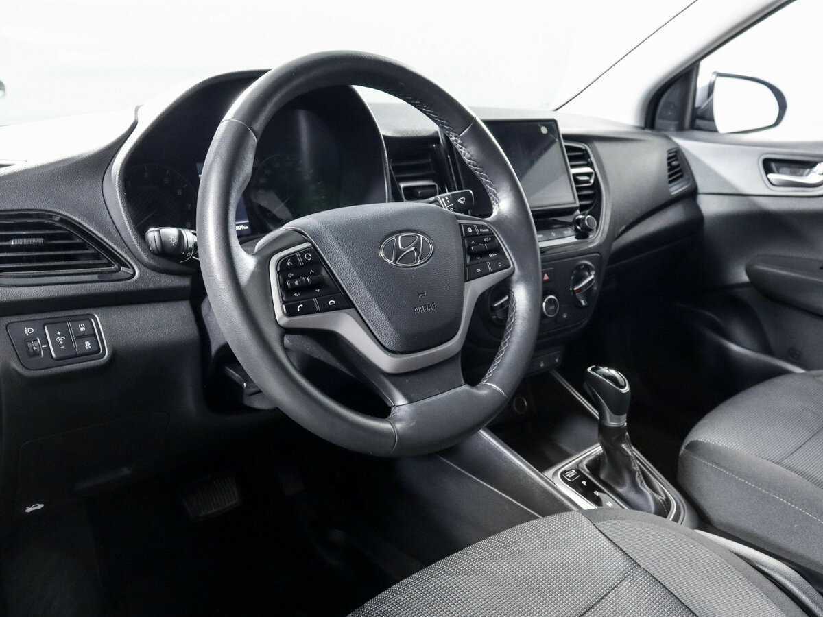 Купить Hyundai Solaris, 2020, 78 928 км, фото №10