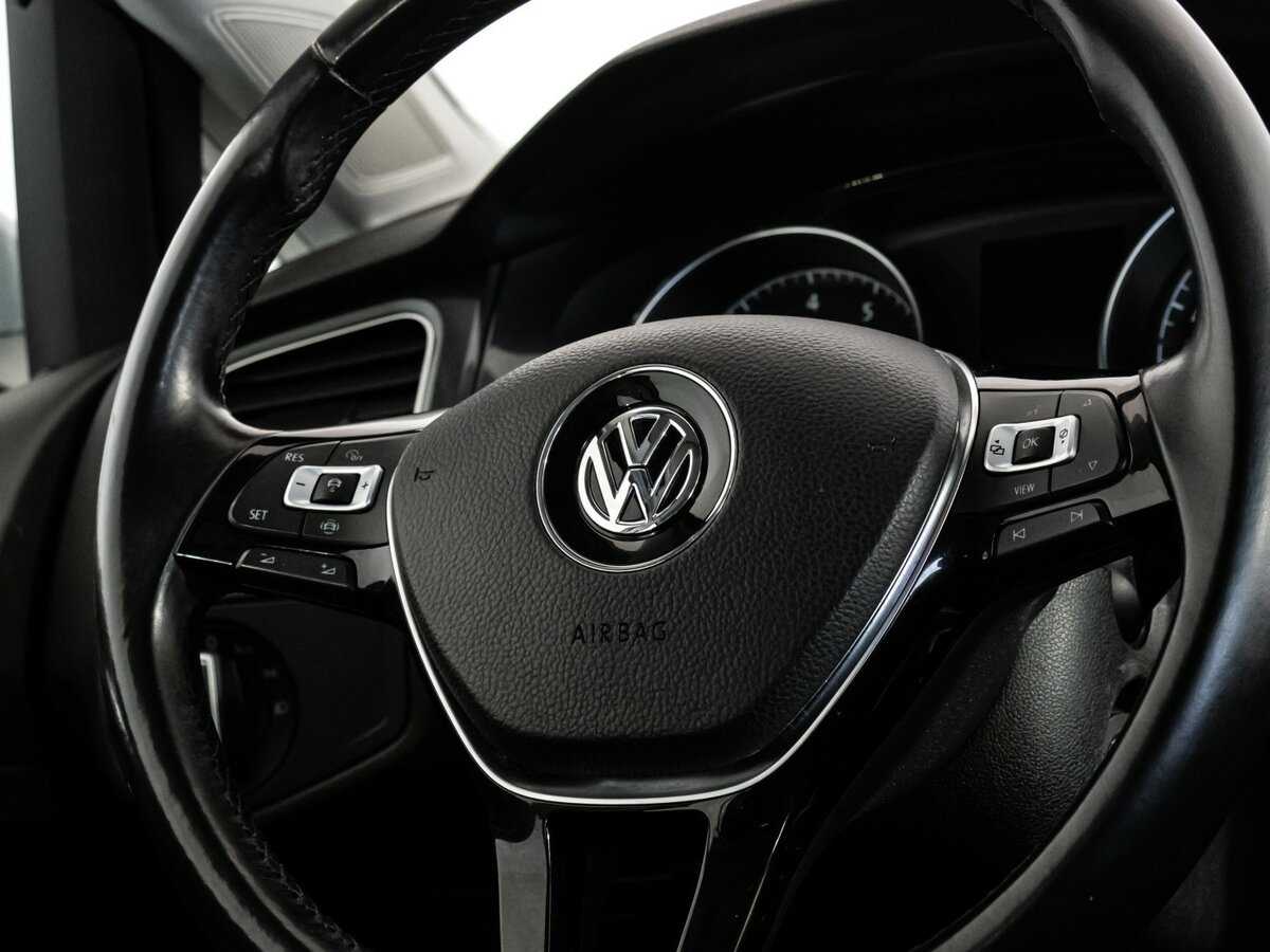 Купить Volkswagen Golf, 2018, 107 337 км, фото №11