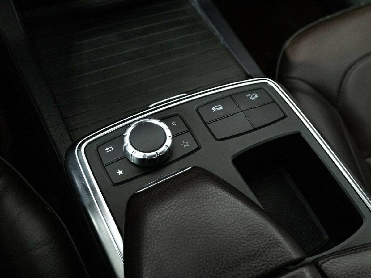 Купить Mercedes-Benz M-Класс 350, 2012, 131 000 км, фото №22