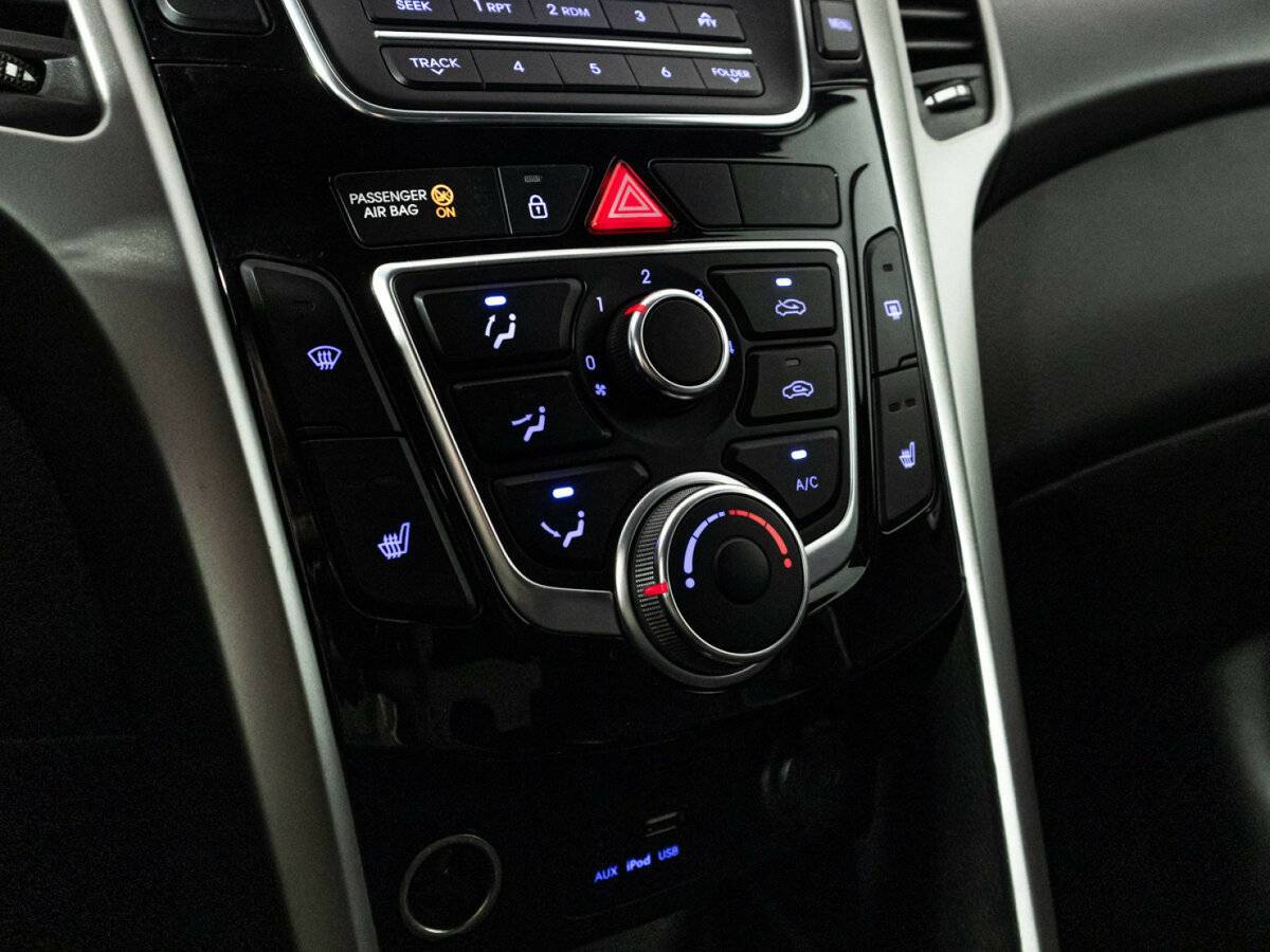 Купить Hyundai i30, 2016, 98 223 км, фото №15