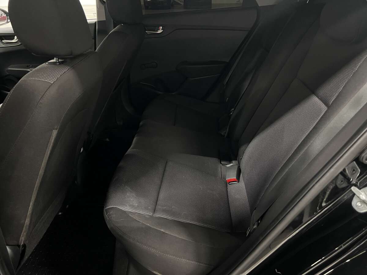 Купить Hyundai Solaris, 2017, 88 195 км, фото №10