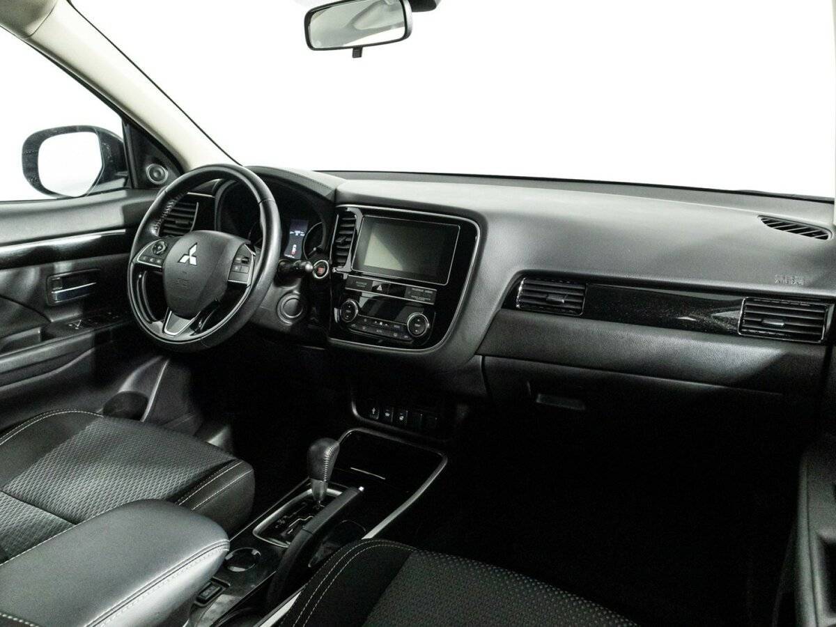 Купить Mitsubishi Outlander, 2018, 121 456 км, фото №9