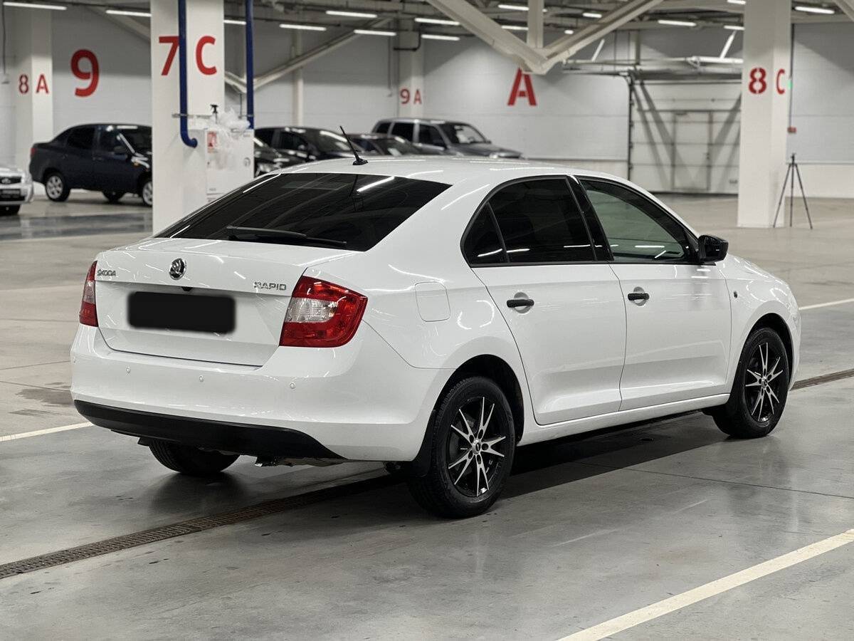 Купить Skoda Rapid, 2016, 140 891 км, фото №5