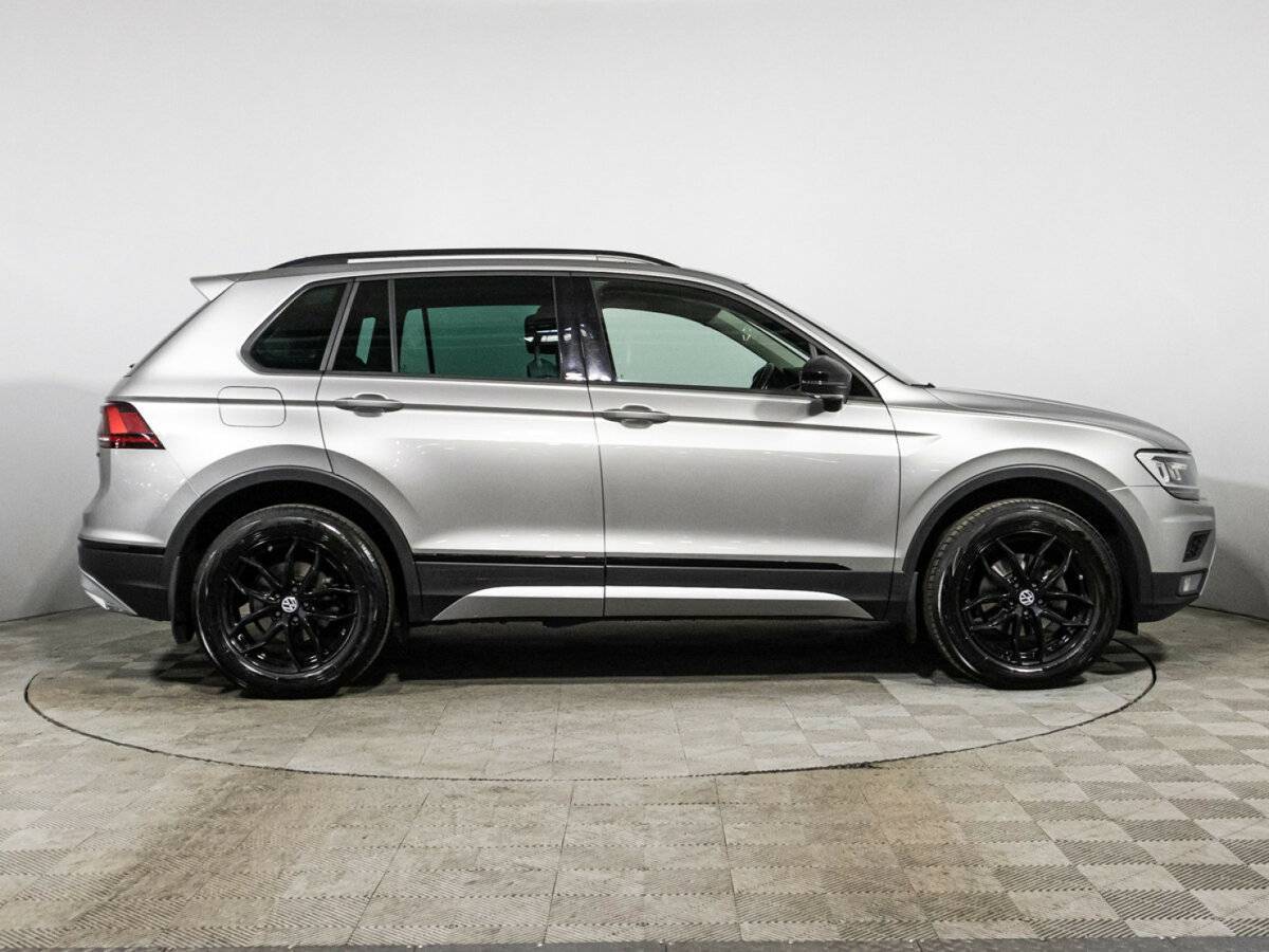 Купить Volkswagen Tiguan, 2019, 110 138 км, фото №4