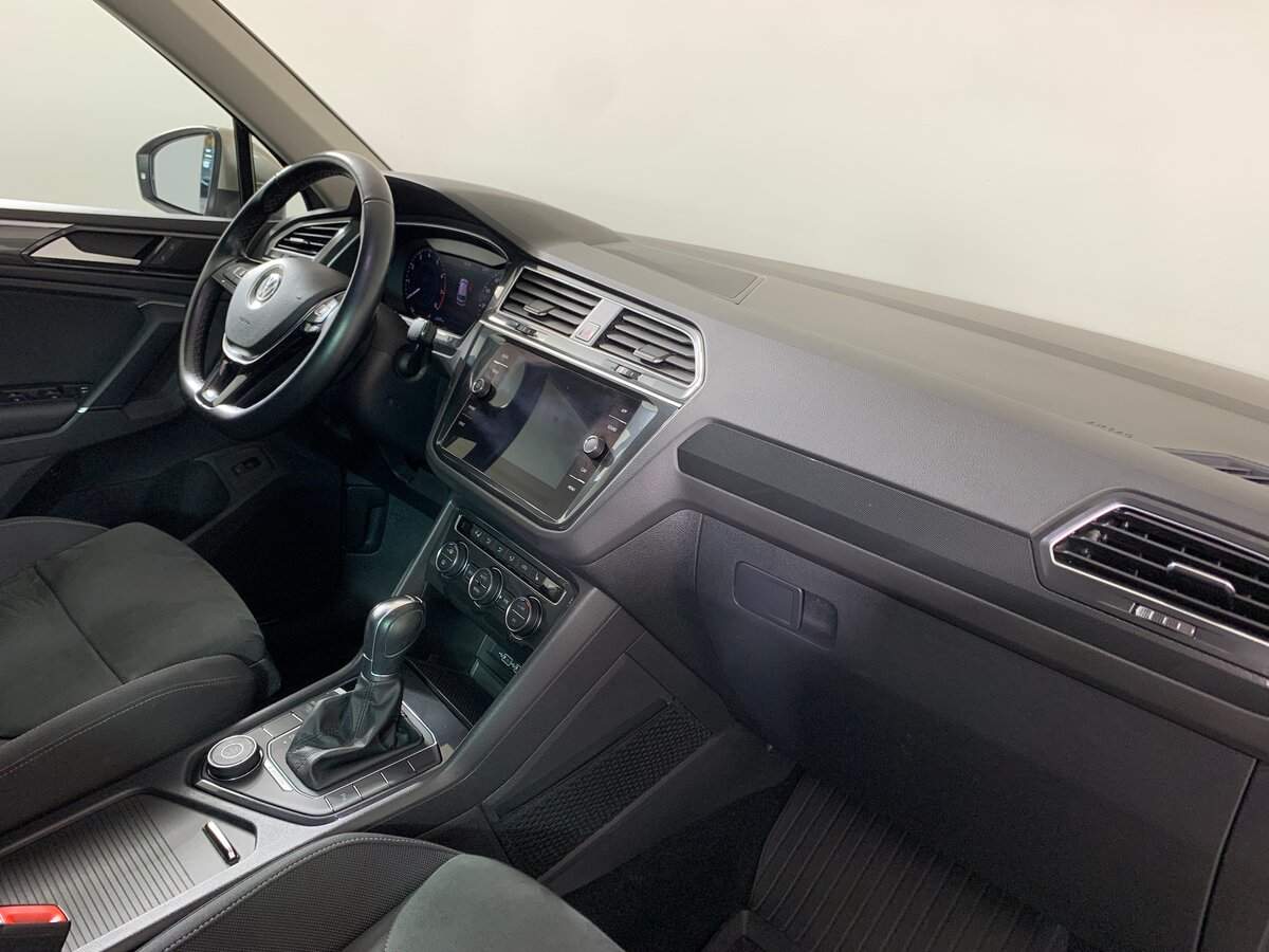 Купить Volkswagen Tiguan, 2018, 94 573 км, фото №13