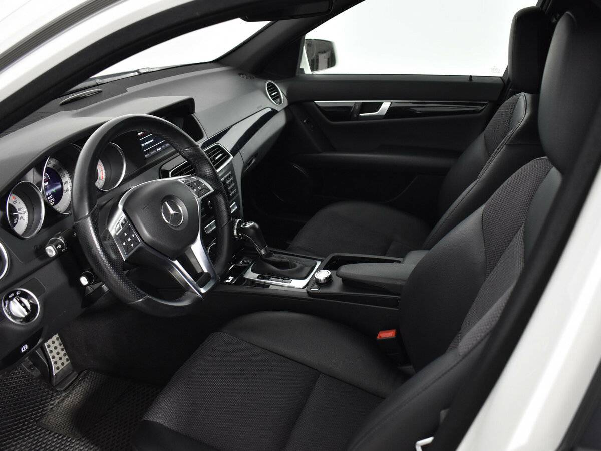 Купить Mercedes-Benz C-Класс 180, 2013, 151 339 км, фото №9
