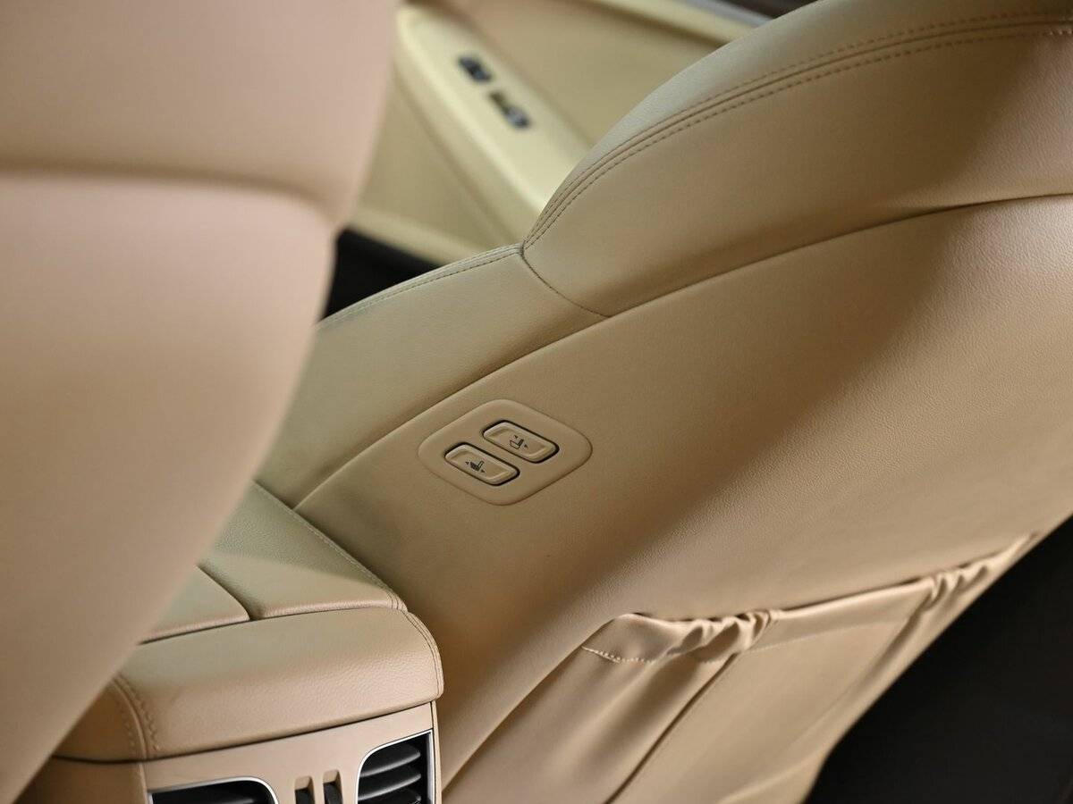 Купить Hyundai Genesis, 2016, 142 000 км, фото №16