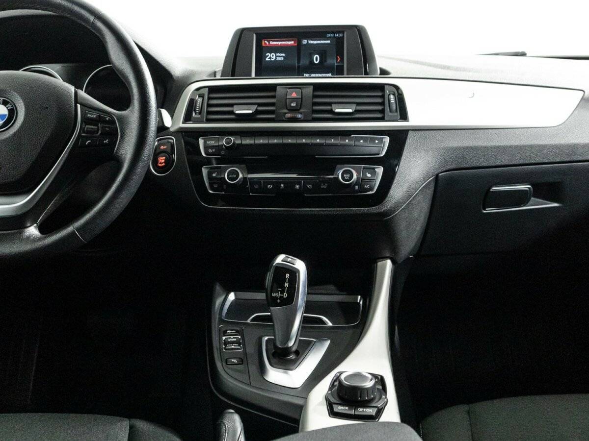 Купить BMW 1 серии 118i, 2018, 108 849 км, фото №14