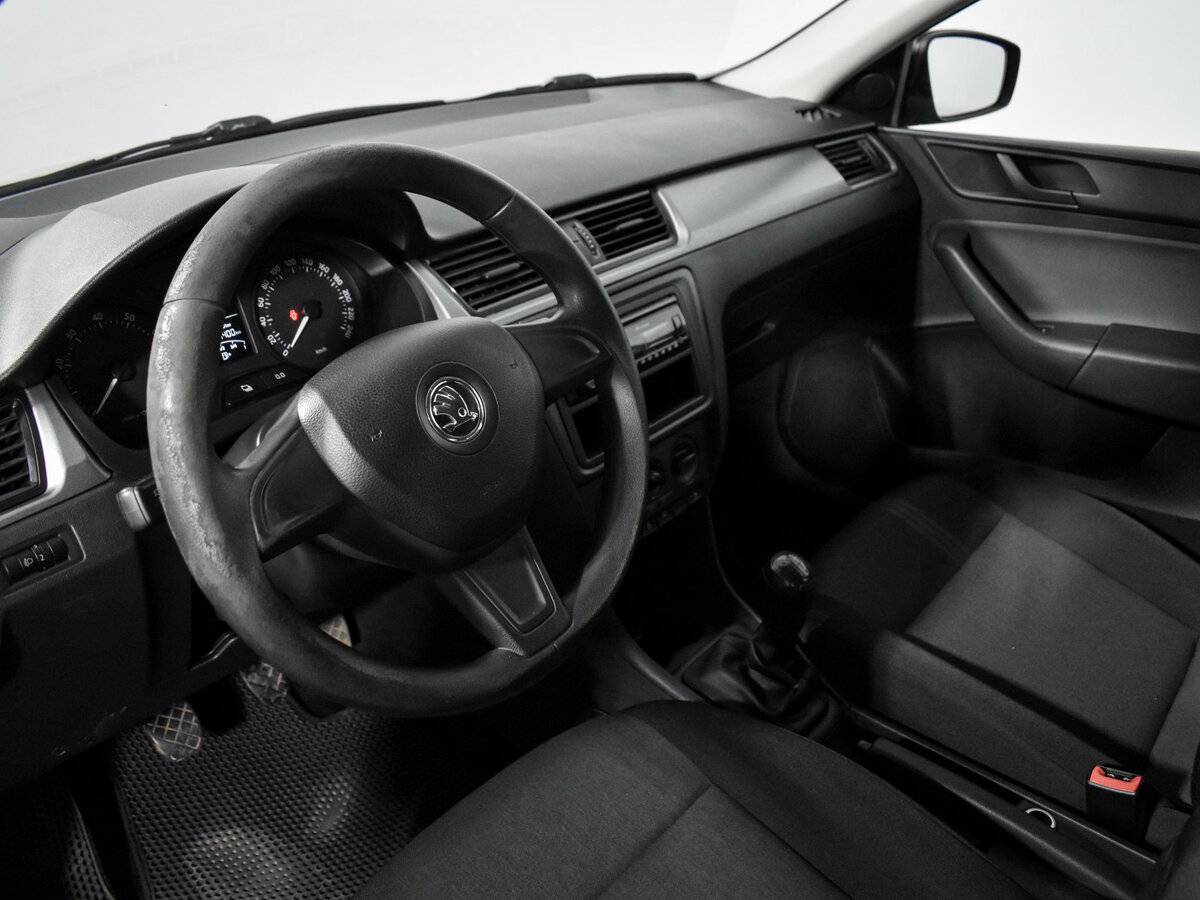 Купить Skoda Rapid, 2014, 157 399 км, фото №9
