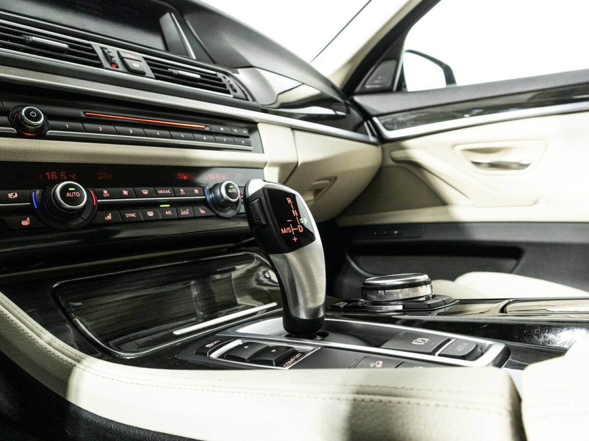 Купить BMW 5 серии 530d xDrive, 2016, 211 660 км, фото №25