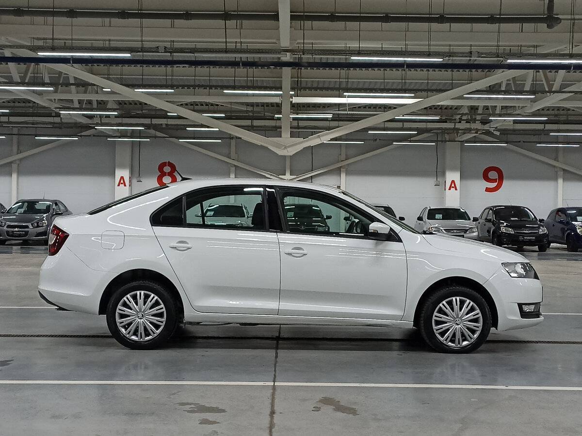 Купить Skoda Rapid, 2018, 119 413 км, фото №4