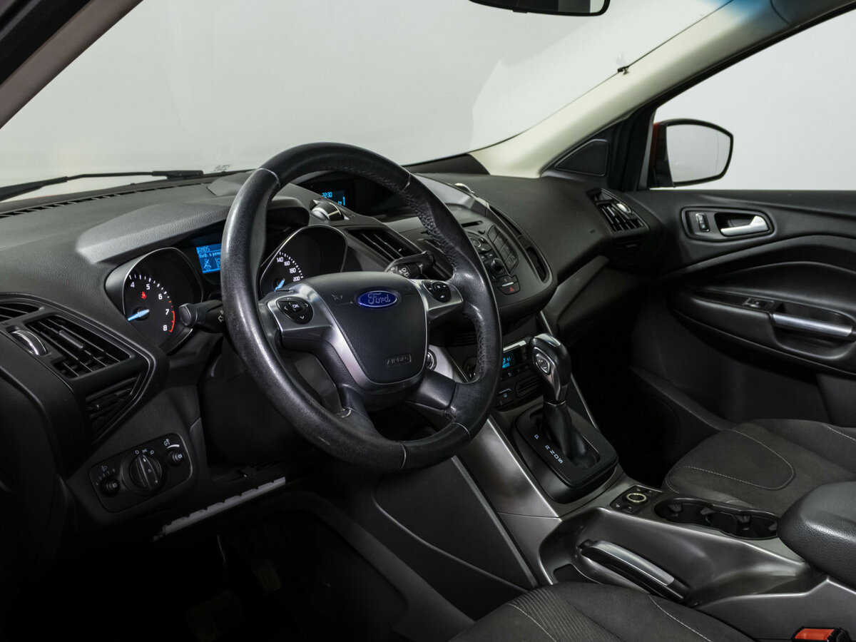 Купить Ford Kuga II, 2015, 120 703 км, фото №9