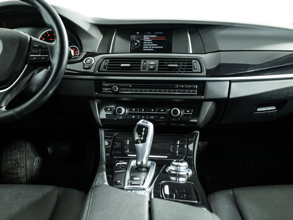 Купить BMW 5 серии 520i VI (F10/F11/F07) Рестайлинг, 2014, 86 444 км, фото №14