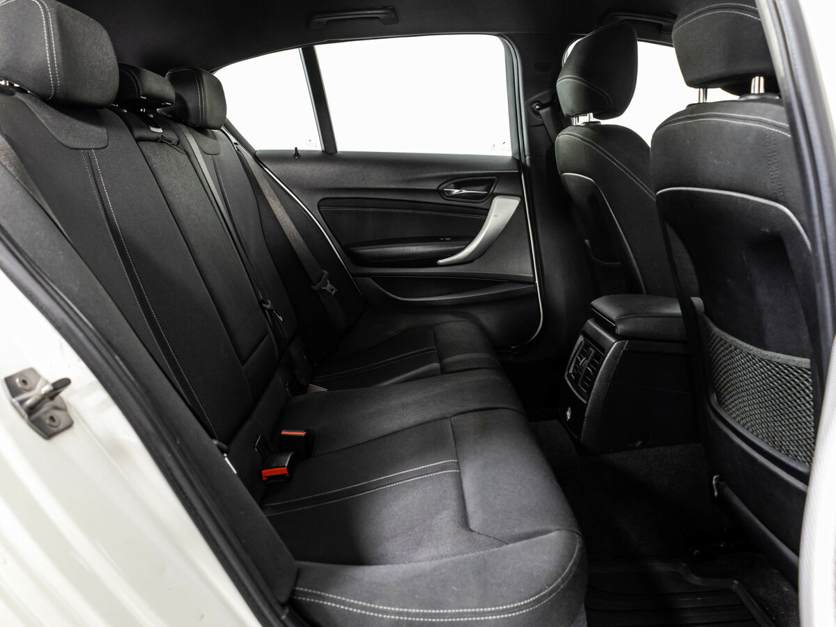 Купить BMW 1 серии 118i II (F20/F21) Рестайлинг 2, 2019, 91 086 км, фото №21