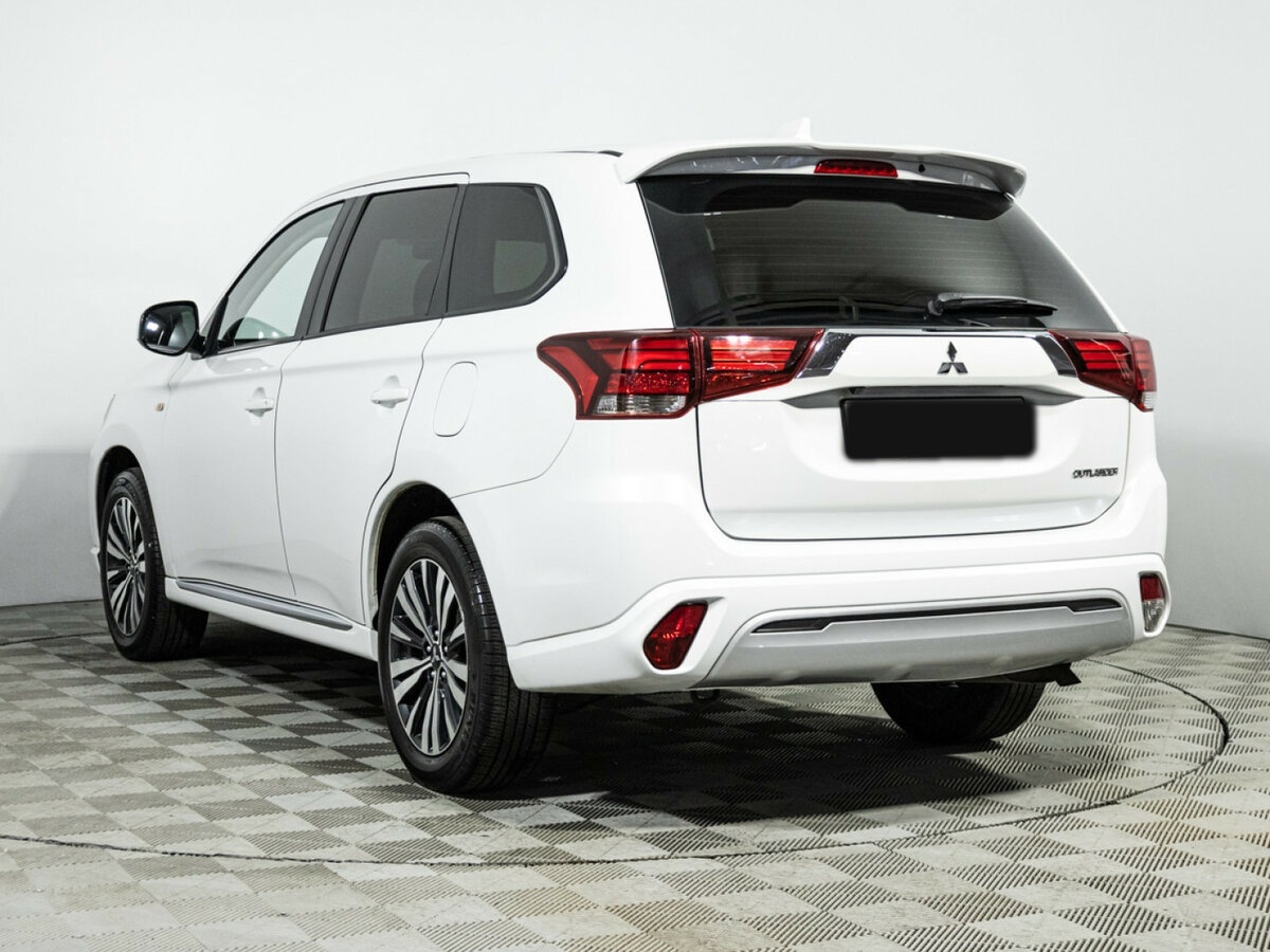 Купить Mitsubishi Outlander III Рестайлинг 3, 2022, 32 511 км, фото №6