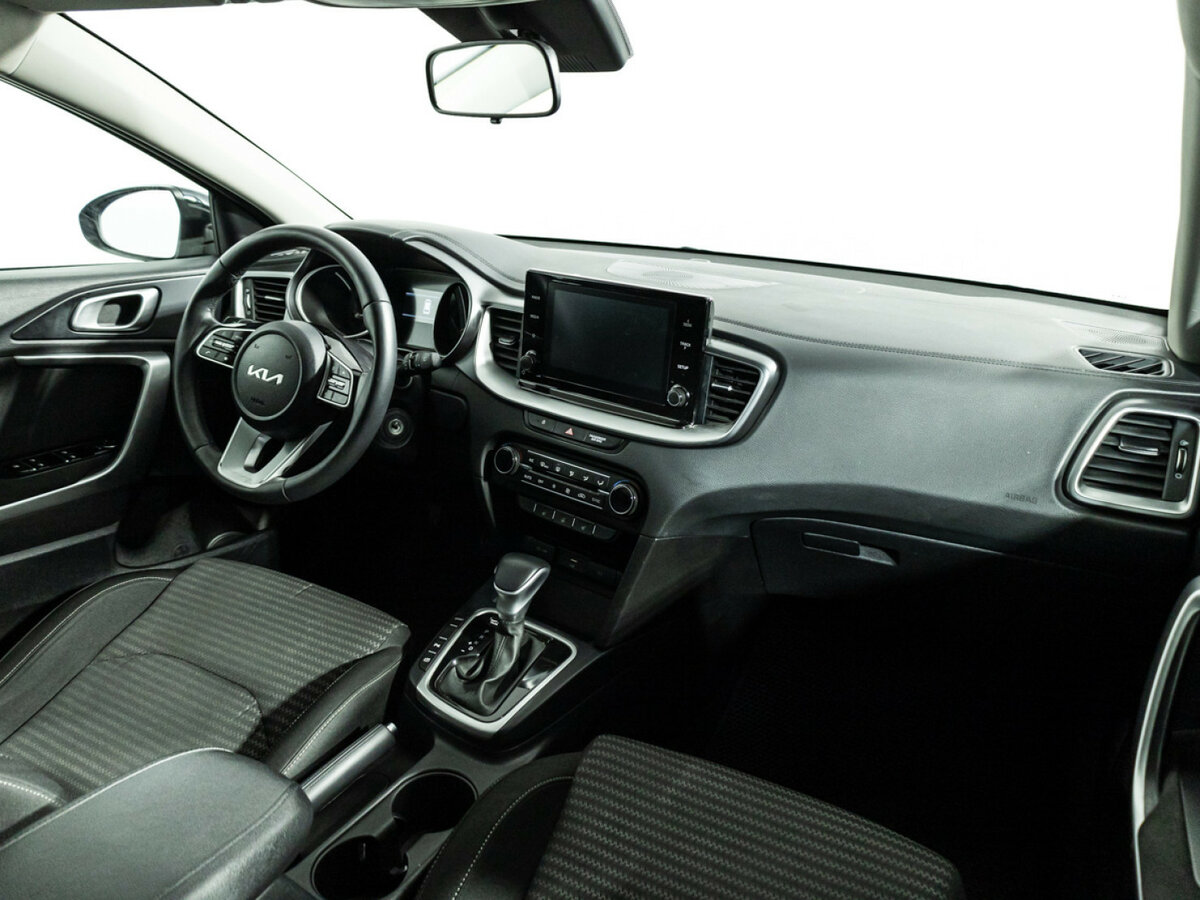 Купить Kia Ceed III Рестайлинг, 2022, 54 254 км, фото №9