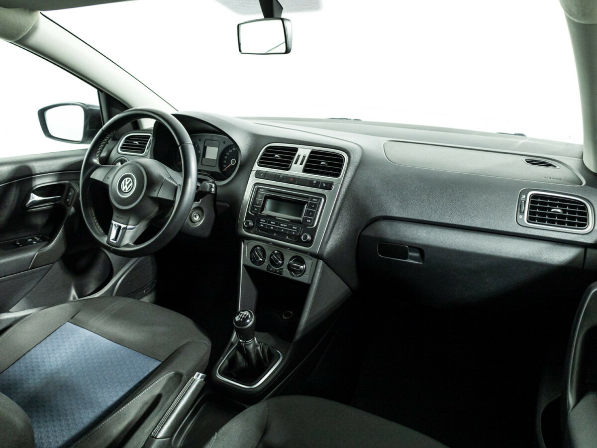 Купить Volkswagen Polo V, 2013, 107 000 км, фото №9