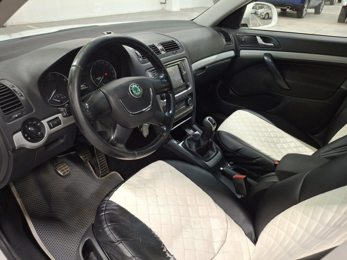 Купить Skoda Octavia II (A5) Рестайлинг, 2012, 220 524 км, фото №16