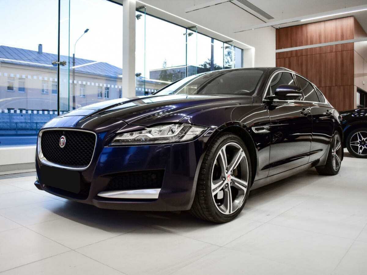 Jaguar XF